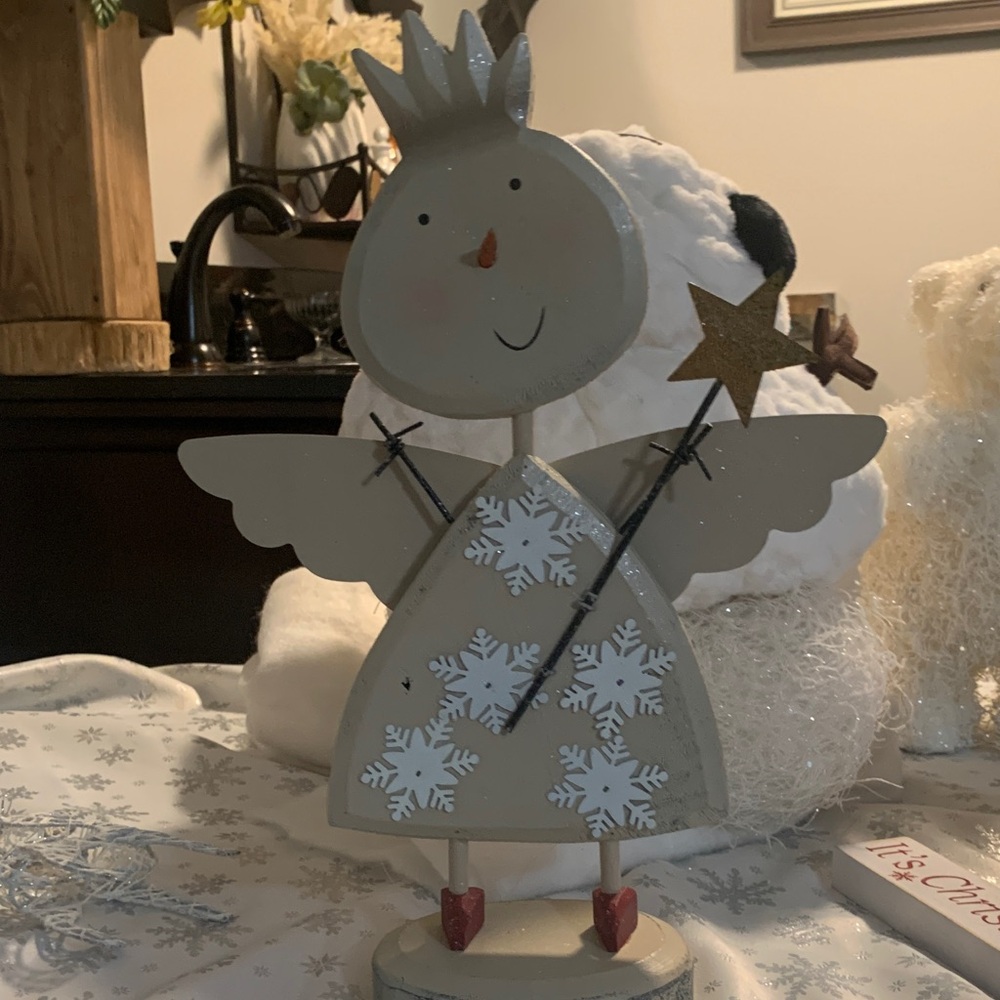 Holiday Angel Figurine with Snowflake Design